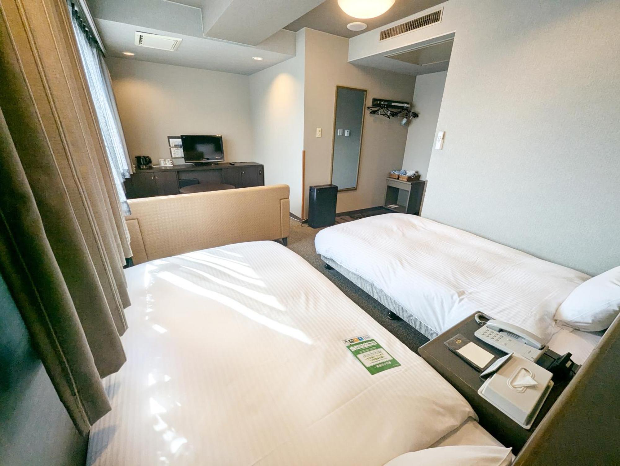 Hotel Route-Inn Court Chikuma-Koshoku Dış mekan fotoğraf